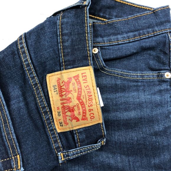 Levi's 541 Athletic Taper Fit Jeans Men Size 30x32 Dark Blue Denim B195 -5 - Picture 9 of 16